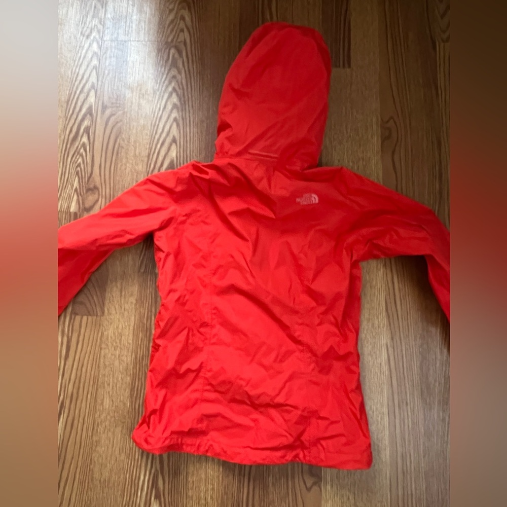 Small North Face rain jacket - Picture 2 of 2